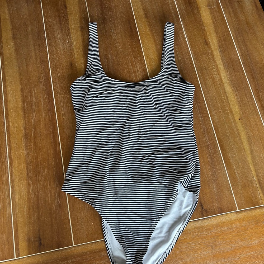 Aerie One Piece Swimsuit medium